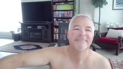 Snapshot of fullastars chatting on 09.19.25 fullastars online show from 09.19.25