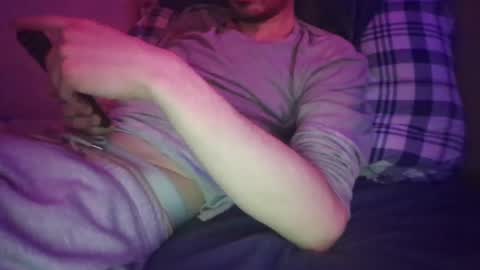 Snapshot of fundude1993 chatting on 01.05.25 fundude1993 online show from 01.05.25