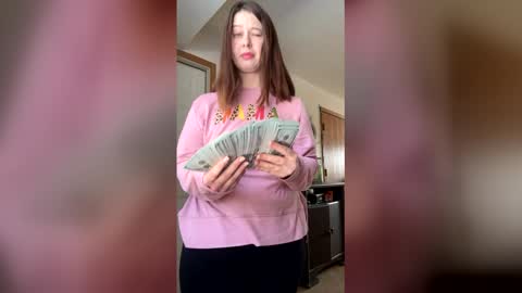 Linnys Palace online show from 02.13.26