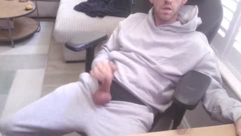 Snapshot of funkybits chatting on 11.12.25 funkybits online show from 11.12.25