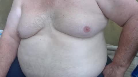 Snapshot of funlovinchub chatting on 12.26.24 funlovinchub online show from 12.26.24