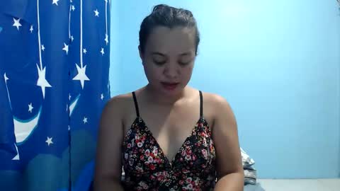 Snapshot of funluvnpinay4u chatting on 04.18.26 MAE online show from 04.18.26