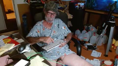 mike online show from 10.25.25