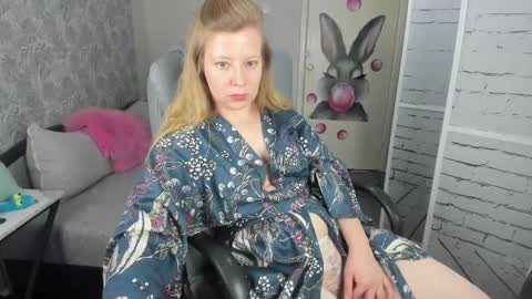funny_bunny4 online show from 01.19.25