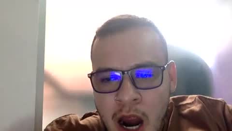 Snapshot of funnyboys18 chatting on 01.17.25 Zanty online show from 01.17.25