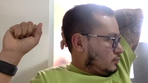 Snapshot of funnyboys18 chatting on 01.28.25 Zanty online show from 01.28.25