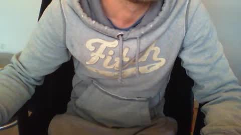 YWhiteNiceMan online show from 02.17.26