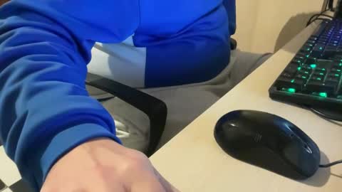 fuzitzu2 online show from 02.11.25