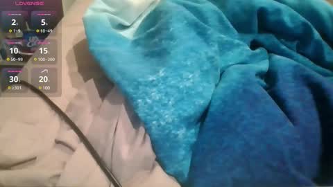 Snapshot of fuzzie_07 chatting on 02.26.25 fuzzie_07 online show from 02.26.25