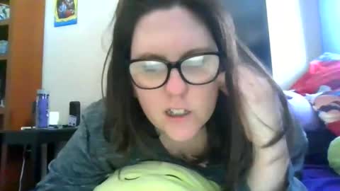 fuzzypeaches87 online show from 03.02.26