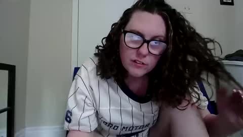 fuzzypeaches87 online show from 06.01.26