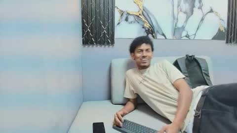 Snapshot of fykmor_2 chatting on 11.21.25 fykmor online show from 11.21.25