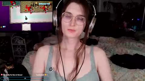 Snapshot of fzuybnuy chatting on 11.26.25 B online show from 11.26.25