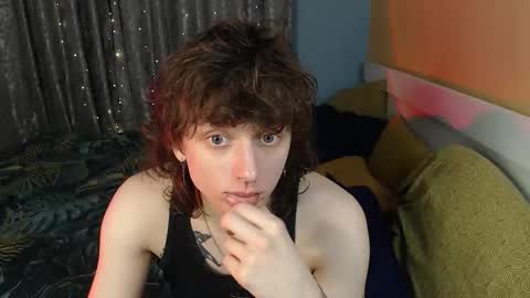 Snapshot of g1vememoney chatting on 01.16.26 Ian online show from 01.16.26