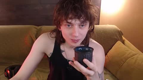 Snapshot of g1vememoney chatting on 01.17.26 Ian online show from 01.17.26