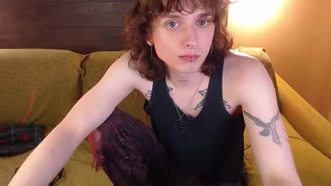 Snapshot of g1vememoney chatting on 02.20.26 Ian online show from 02.20.26