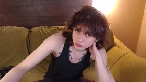 Snapshot of g1vememoney chatting on 02.25.26 Ian online show from 02.25.26