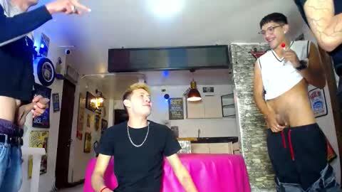 Snapshot of g4mens chatting on 09.15.25 G4MENS online show from 09.15.25