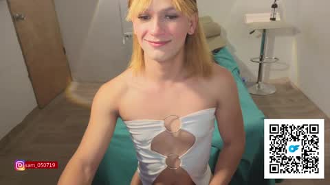 Snapshot of g_obedient_boy chatting on 04.10.26 g_obedient_boy online show from 04.10.26