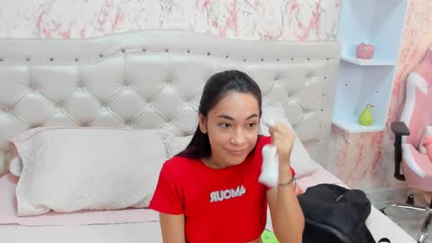 Gabbie online show from 10.19.25