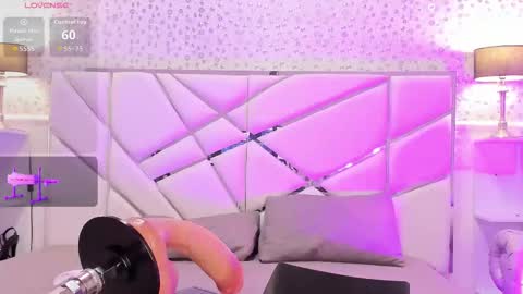 Snapshot of gabbieskinny chatting on 03.17.26 gabbieskinny online show from 03.17.26