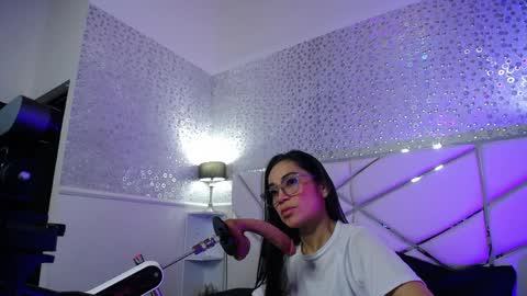 Snapshot of gabbieskinny chatting on 04.12.26 gabbieskinny online show from 04.12.26