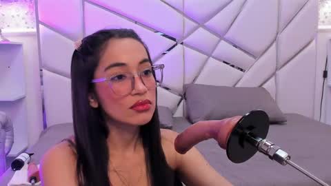 Snapshot of gabbieskinny chatting on 05.12.26 gabbieskinny online show from 05.12.26
