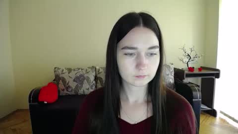 Jaklin online show from 10.13.25