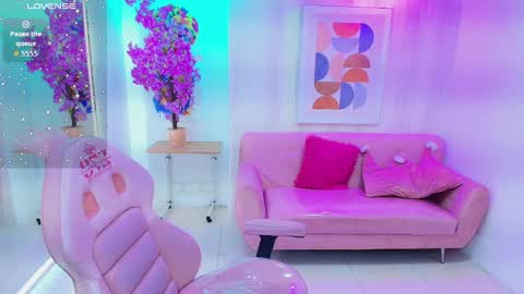 Snapshot of gabby_evanns chatting on 11.06.25 gabby_evanns online show from 11.06.25