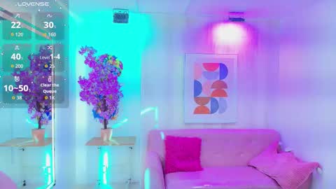 Snapshot of gabby_evanns chatting on 11.07.25 gabby_evanns online show from 11.07.25