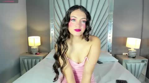 Snapshot of gabbybale chatting on 09.21.25 Gabbybale online show from 09.21.25