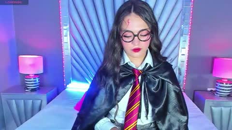 Snapshot of gabbybale chatting on 10.31.25 Gabbybale online show from 10.31.25