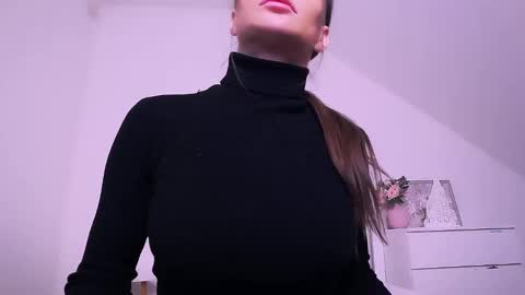 GabiCarter online show from 12.23.24