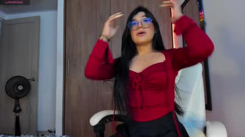Snapshot of gabi_marcillo chatting on 05.18.26 Gabriella Marcillo online show from 05.18.26