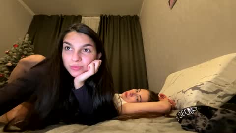 The next stream in car 1 december 10pm time in France online show from 01.20.25