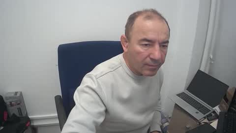 gabriel9_2003 online show from 04.30.26