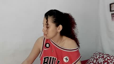 Snapshot of gabriela_duarte chatting on 02.03.25 Gabi online show from 02.03.25