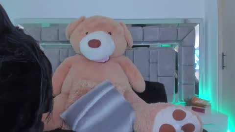 Gabriela Montes online show from 12.08.24