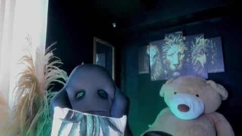 Gabriela Montes online show from 02.23.25