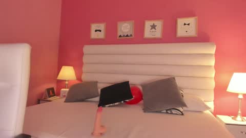 Gabriela salgado online show from 02.15.25