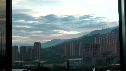 Gabriela salgado online show from 10.14.25