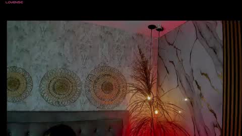 Snapshot of gabrielablake chatting on 09.29.25 online show from 09.29.25