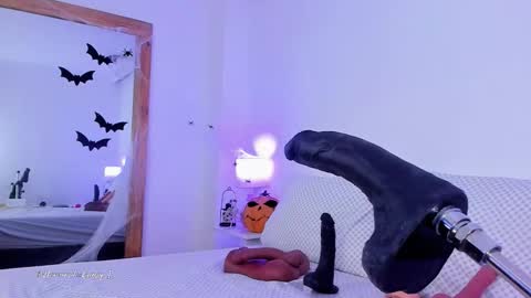 Snapshot of gabrielahernandez1 chatting on 10.18.25 Gaby online show from 10.18.25