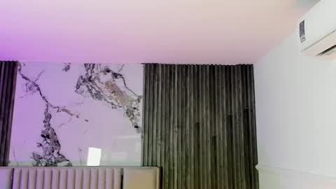 Gabriela Kassi online show from 04.22.26