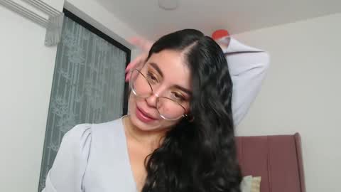 GabrielaRossa online show from 01.13.25