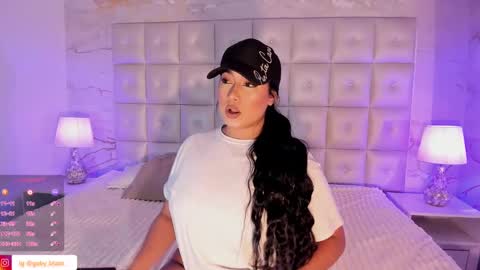 Snapshot of gaby_blaze chatting on 01.09.25 Gaby Blaze online show from 01.09.25