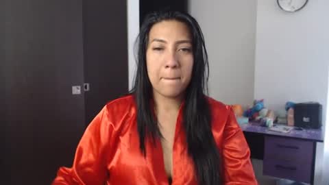 Snapshot of gaby_bluexx chatting on 07.22.26 Gaby Blue online show from 07.22.26