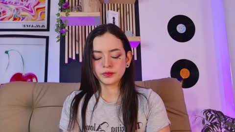 Gaby  online show from 09.29.25