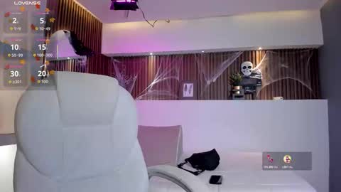 Snapshot of gabyrose9 chatting on 10.25.25 gabyrose9 online show from 10.25.25