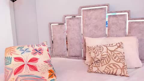 gabyyjones online show from 02.28.25